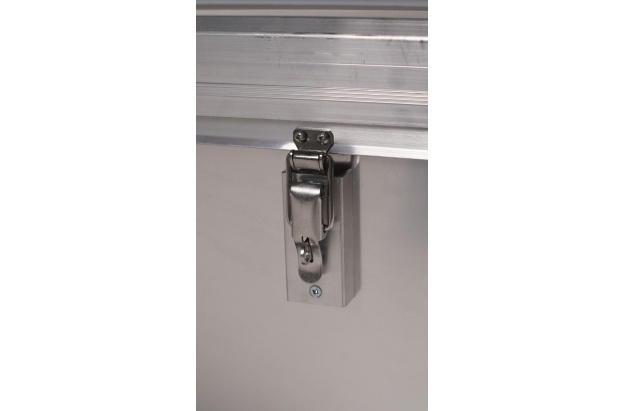 aluminum curb with a removable commercial skylight