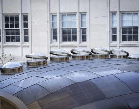 operable venting circular skylight with aluminum curb